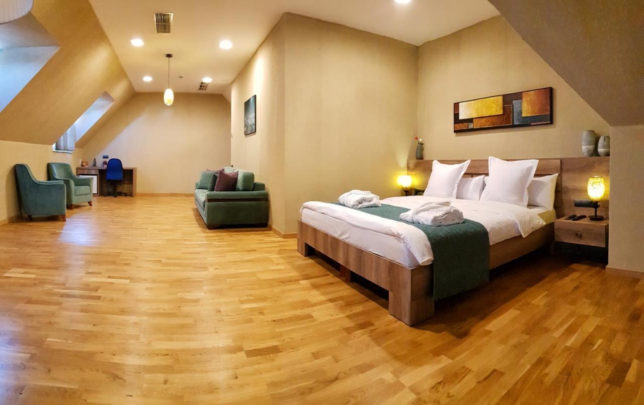Hotel Maison Boutique 4*